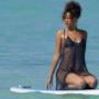 Rihanna good looking in Hawaii