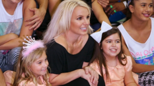 Le principessine Sofia Grace e Rosie incontrano Britney Spears