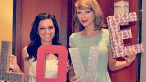 Taylor Swift con la fan Gena Gabrielle