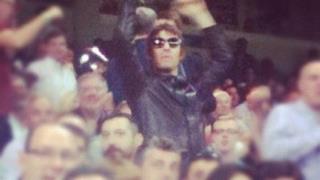 Liam Gallagher tifoso al Bernabeu - 4