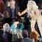 Lady Gaga per Bill Clinton si trasforma in Marilyn (VIDEO)