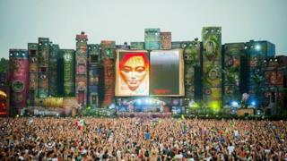 Tomorrowland 2012