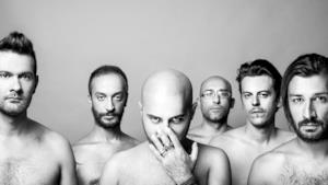 Giuliano Sangiorgi e i Negramaro nudi