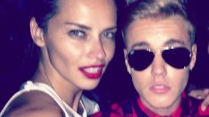 Justin Bieber con Adriana Lima