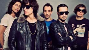 Julian Casablancas e gli altri membri dei The Strokes