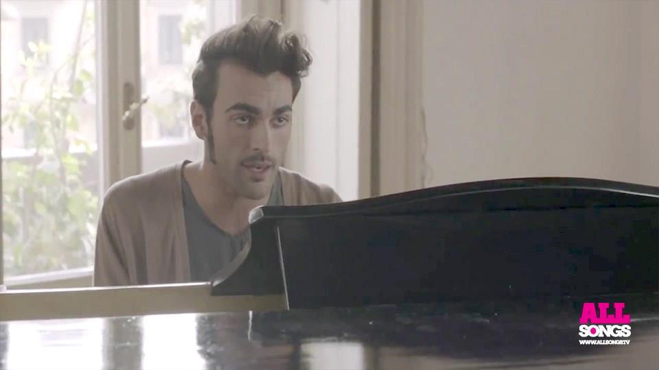 L'essenziale video ufficiale