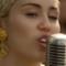 Miley Cyrus, due nuove cover per Happy Hippie Foundation (video)
