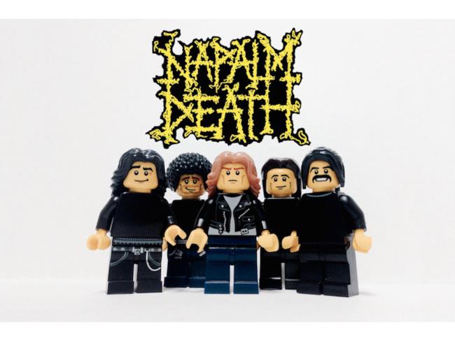I Napalm Death riprodotti con i Lego