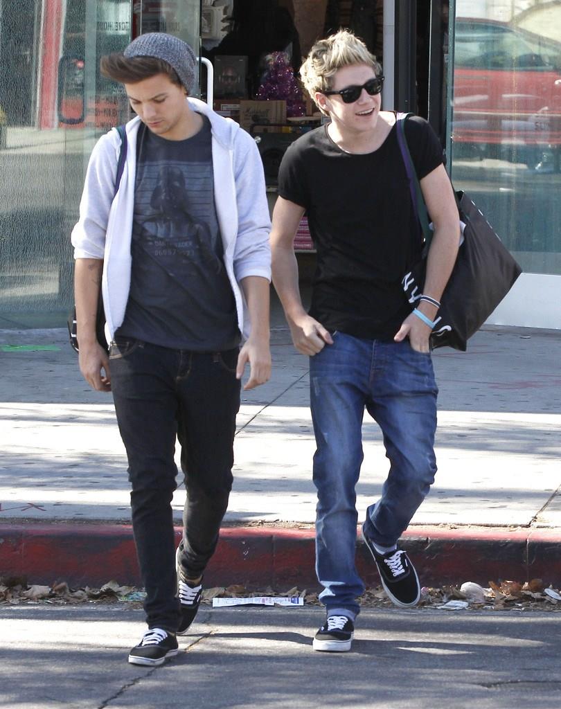 Louis Tomlinson Lookbook - 32