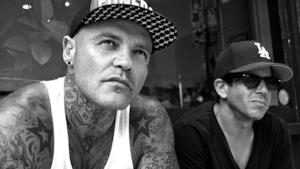 Seth Brooks Binzer in arte Shifty Shellshock e Bret "Epic" Mazur dei Crazy Town 