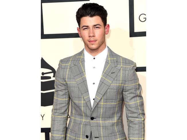 Nick Jonas ai Grammy 2015