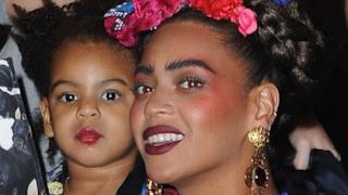 Beyoncé vestita da Frida Khalo