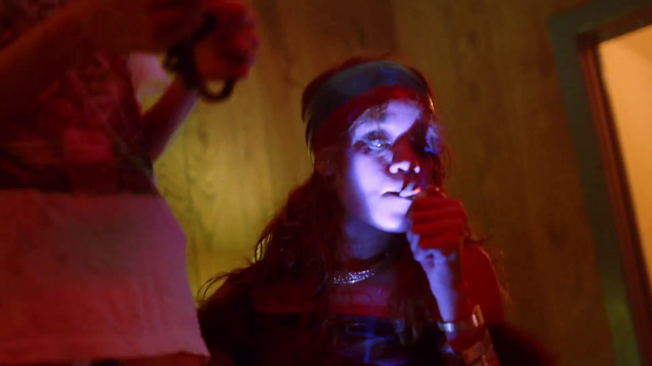 Rihanna fuma uno spinello