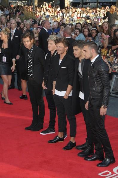 One Direction twitter pics - 99