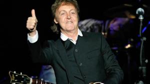 Paul McCartney a Napoli? Il sindaco Iervolino respinge l'ex-Beatles