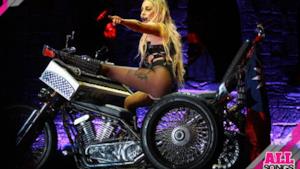 Lady Gaga in tribunale, ma non da imputata