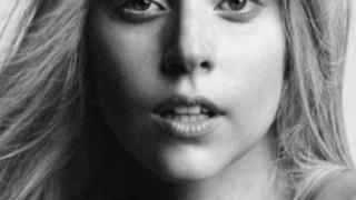 Lady Gaga senza trucco - Harper's Bazaar - 4