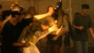 Nirvana: all'asta la chitarra rotta nel video di Smells Like Teen Spirit