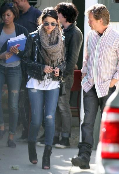 Selena Gomez Lookbook - 36