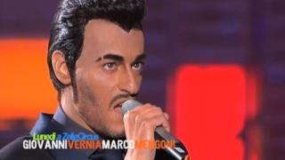 Giovanni Vernia canta L'essenziale con Marco Mengoni a Zelig