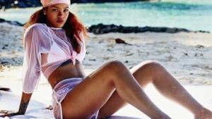 Rihanna in uno scatto sexy