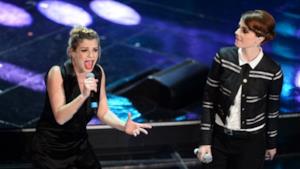 Sanremo 2013: la quarta serata tra duetti e vincitore dei Giovani [VIDEO]