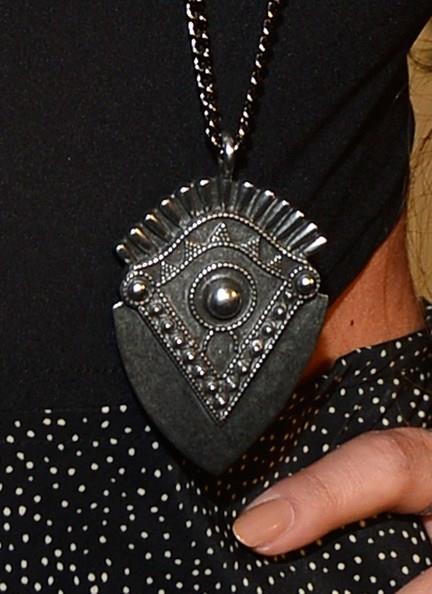 Selena Gomez Lookbook - 43