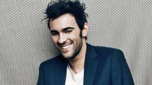 Marco Mengoni, Tanto il resto cambia: ecco il video