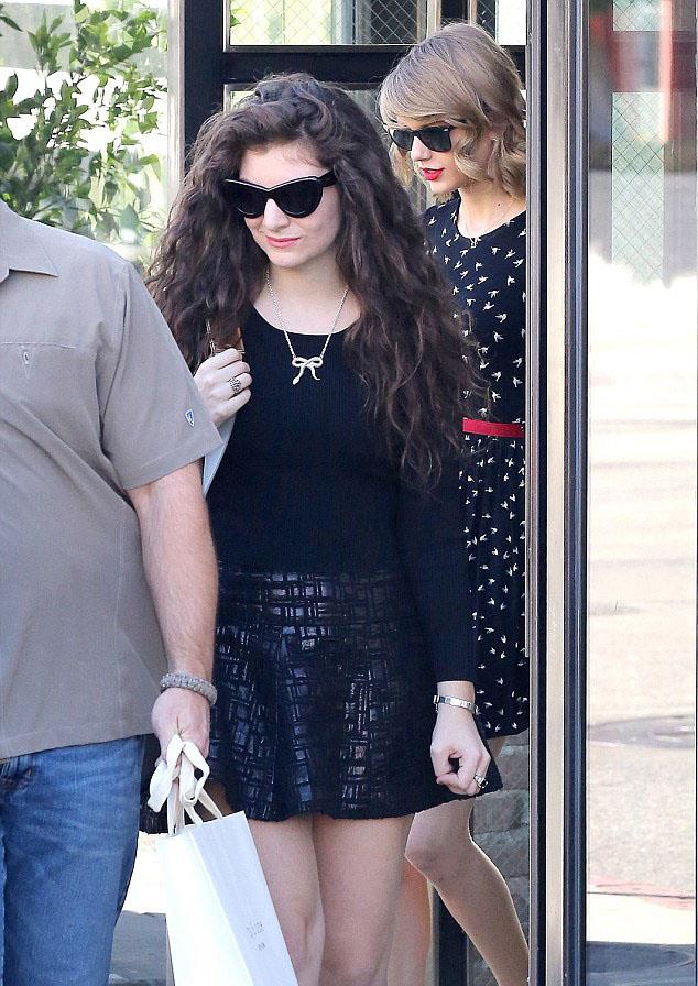 Lorde e Taylor Swift con il bodyguard
