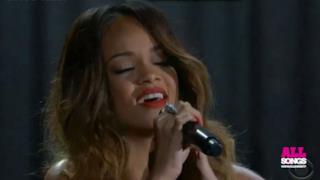 Rihanna ft. Mikky Ekko - Stay Grammy Awards 2013 - 5