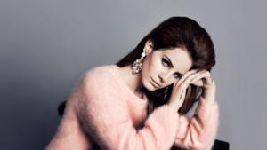 Lana Del Rey per Jaguar: la sua faccia annoiata sarà quella giusta?