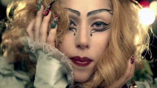 Lady Gaga svela il nuovo video di "Judas" - 21