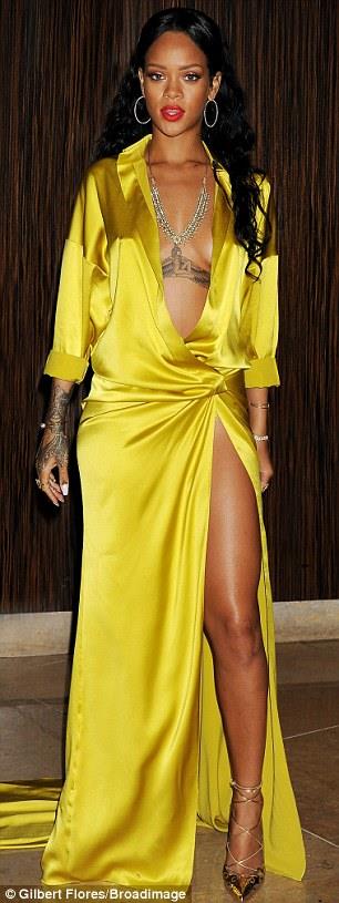 Alexandre Vauthier veste ai Grammy Rihanna