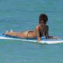 Rihanna Hawaii - surfing