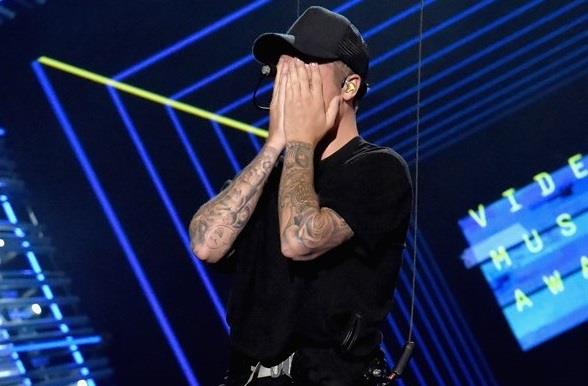Justin Bieber in lacrime