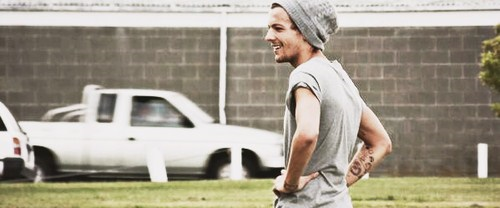 One Direction twitter pics - 6