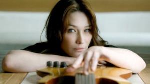 Carla Bruni: l'album 2013 si intitola Little French Songs