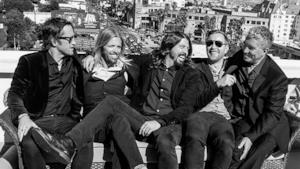 Dave Grohl e gli altri componenti dei Foo Fighters