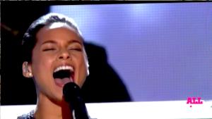 Alicia Keys - Maroon 5 Preformance Grammy Awards 2013