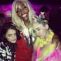 Miley con Amazon Ashley e Sky Ferreira