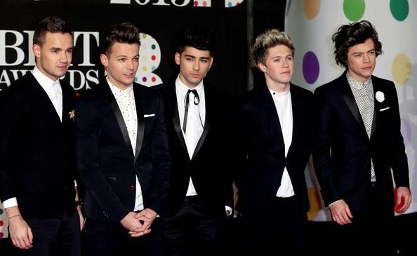 One Direction twitter pics - 101