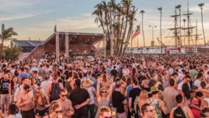 La baia di San Diego in California ha ospitato la prima edizione del CRSSD Festival.
