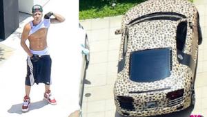 Justin Bieber mostra gli addominali ai paparazzi, ma anche la sua auto leopardata