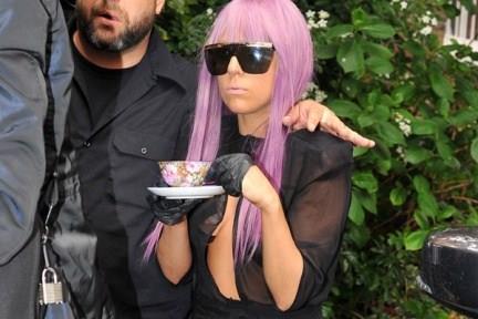 Lady Gaga capelli viola