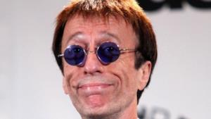 Robin Gibb, cantante dei Bee Gees, è in coma e lotta contro il cancro