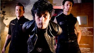 Green Day, "Awesome As F**k" è uscito oggi: la recensione