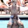 Harry e Niall in piscina a Miami - 3