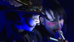 Marilyn Manson e Johnny Depp amici, ma non solo: eccoli insieme sul palco [VIDEO]