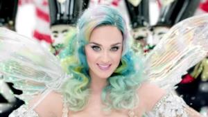 Katy Perry nello spot H&M per Natale 2015