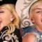 Madonna e Miley Cyrus con le lingue di fuori